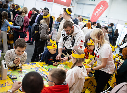 260328AB_112.jpg